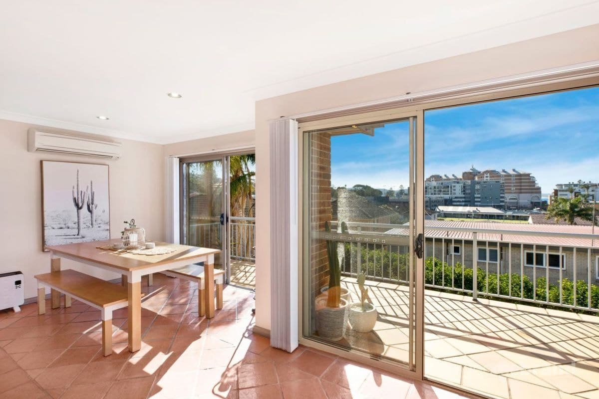 3/7 Smillie Avenue, Terrigal, NSW, Terrigal - Thumbnail 3