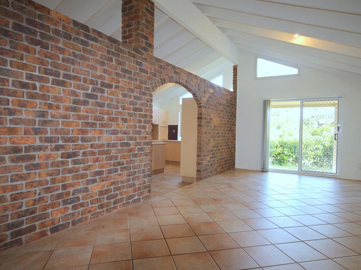 3 Ryfield Road, Carrara, Carrara - Thumbnail 5