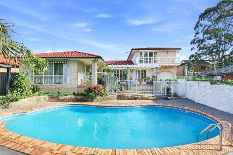 33 Dresden Avenue Castle Hill NSW, Castle Hill - Thumbnail 2
