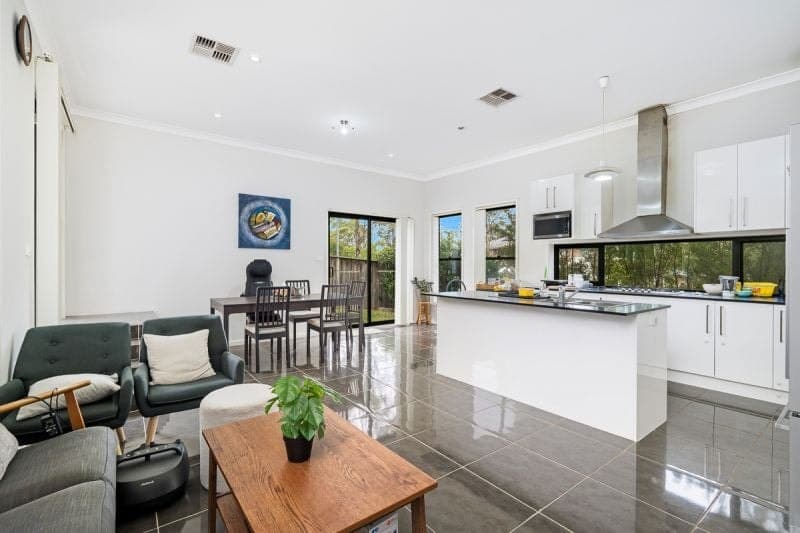 6 Appaloosa Street Beaumont Hills NSW, Beaumont Hills - Thumbnail 3