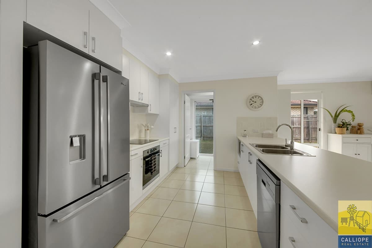 12 Woodward Avenue, Calliope, QLD, Calliope - Thumbnail 3