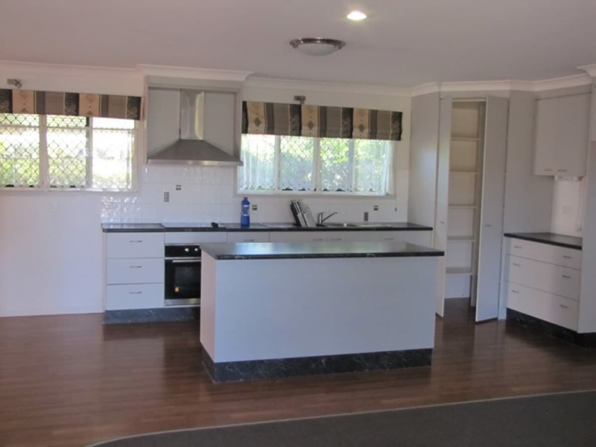 shop 10/15/ North Ridge Drive, Calliope, QLD, Calliope - Thumbnail 2