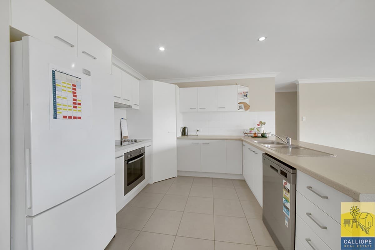 5 Woodward Avenue, Calliope, QLD, Calliope - Thumbnail 2