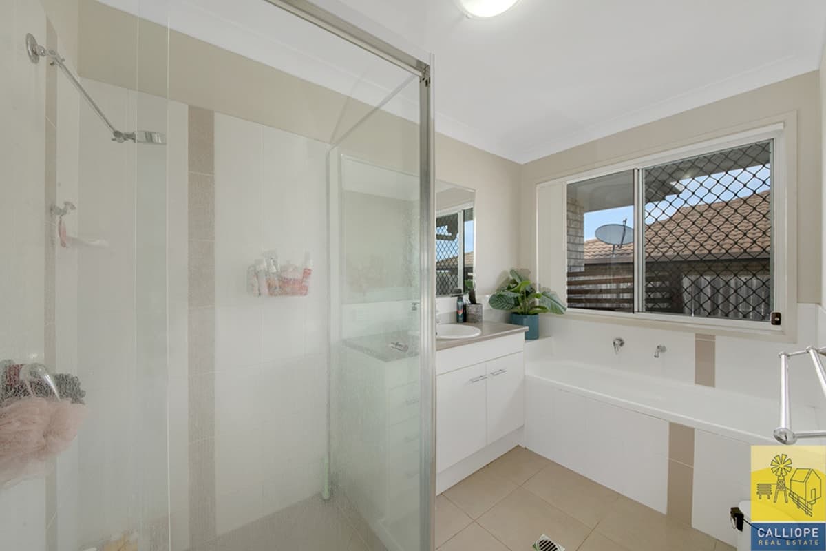 5 Woodward Avenue, Calliope, QLD, Calliope - Thumbnail 3