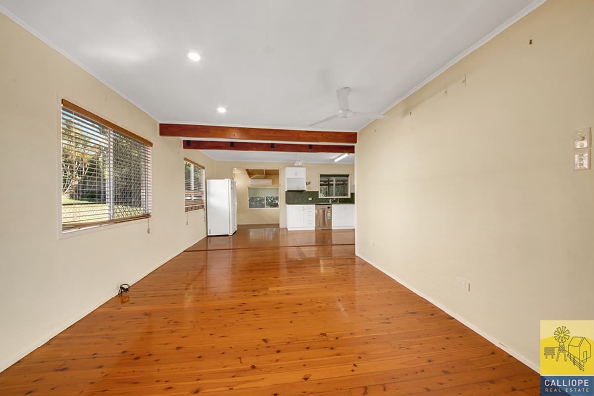 13 Brolga Avenue, New Auckland, QLD, New Auckland - Thumbnail 2