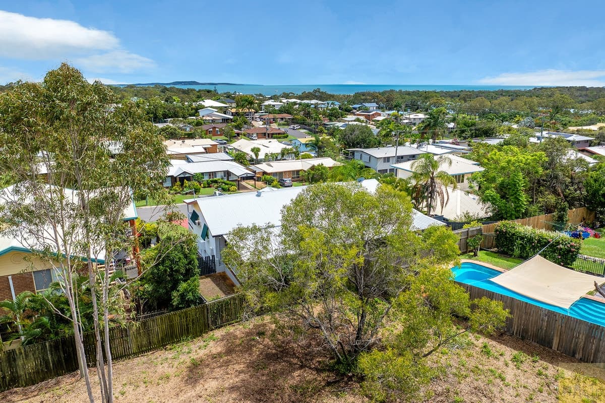 28 Hayes Avenue, Boyne Island, QLD, Boyne Island - Thumbnail 3