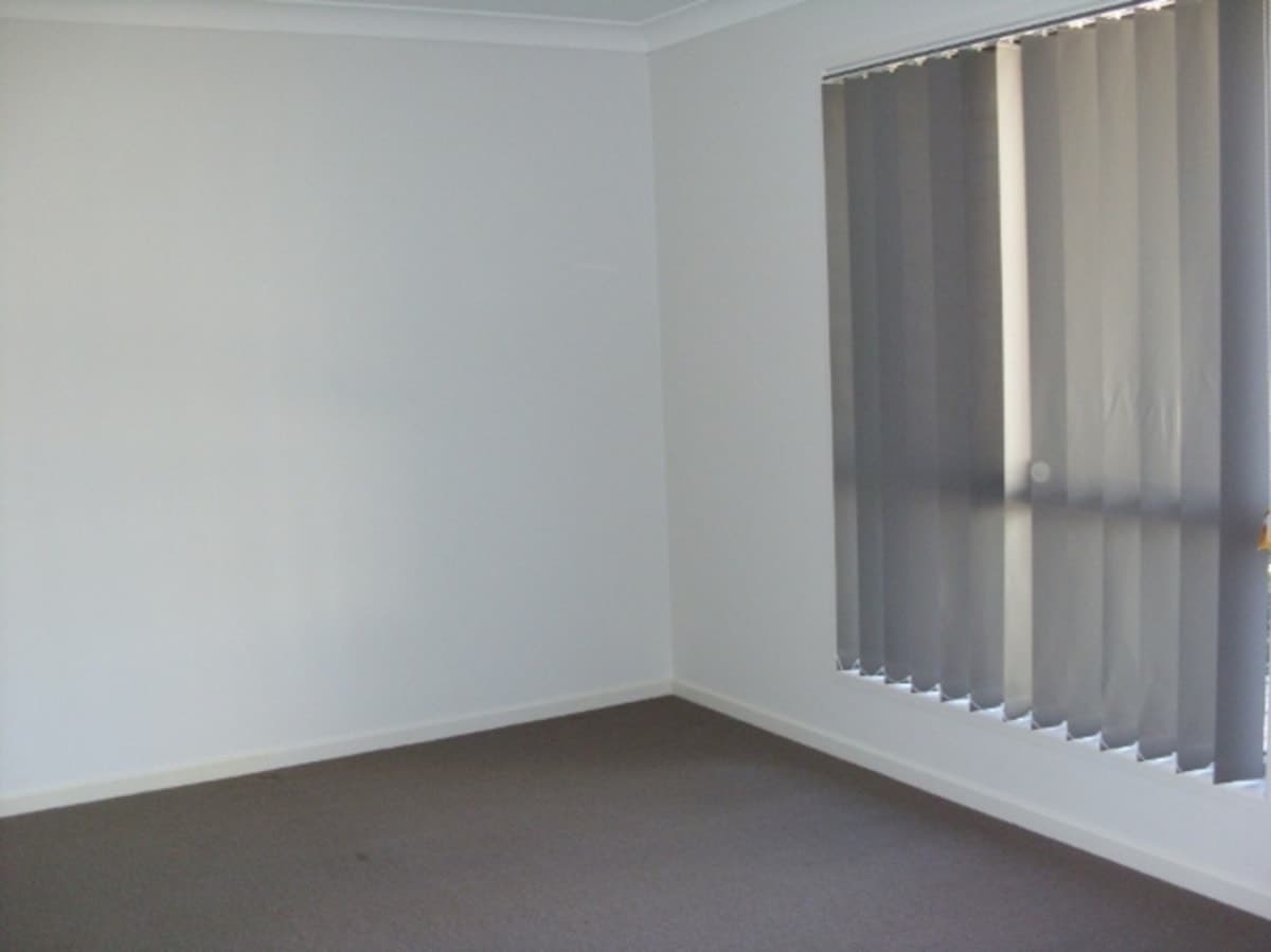 22 Ebony Close, CALLIOPE, QLD, Calliope - Thumbnail 2