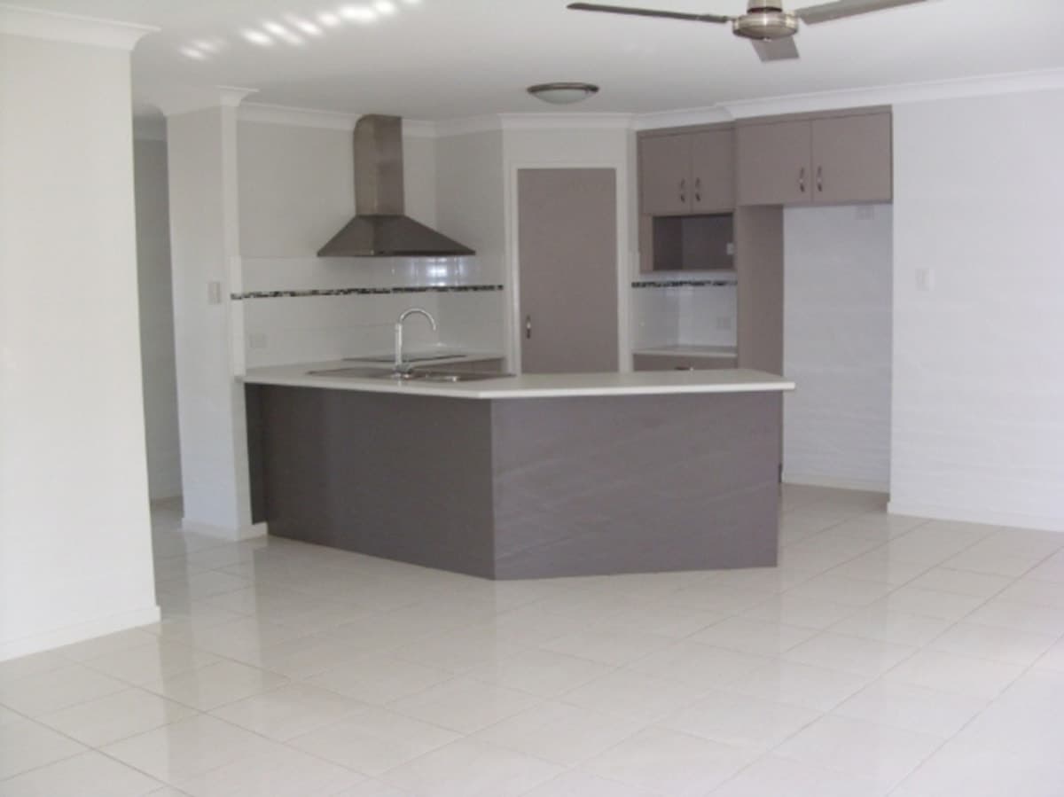 22 Ebony Close, CALLIOPE, QLD, Calliope - Thumbnail 3