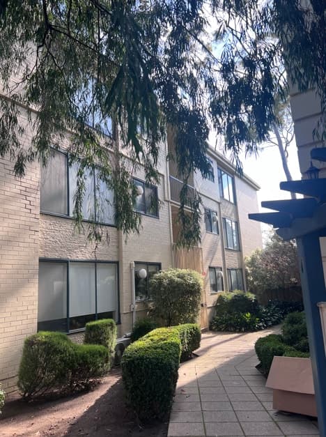 3/7-9 Farnham Crt, Flemington - Image 1