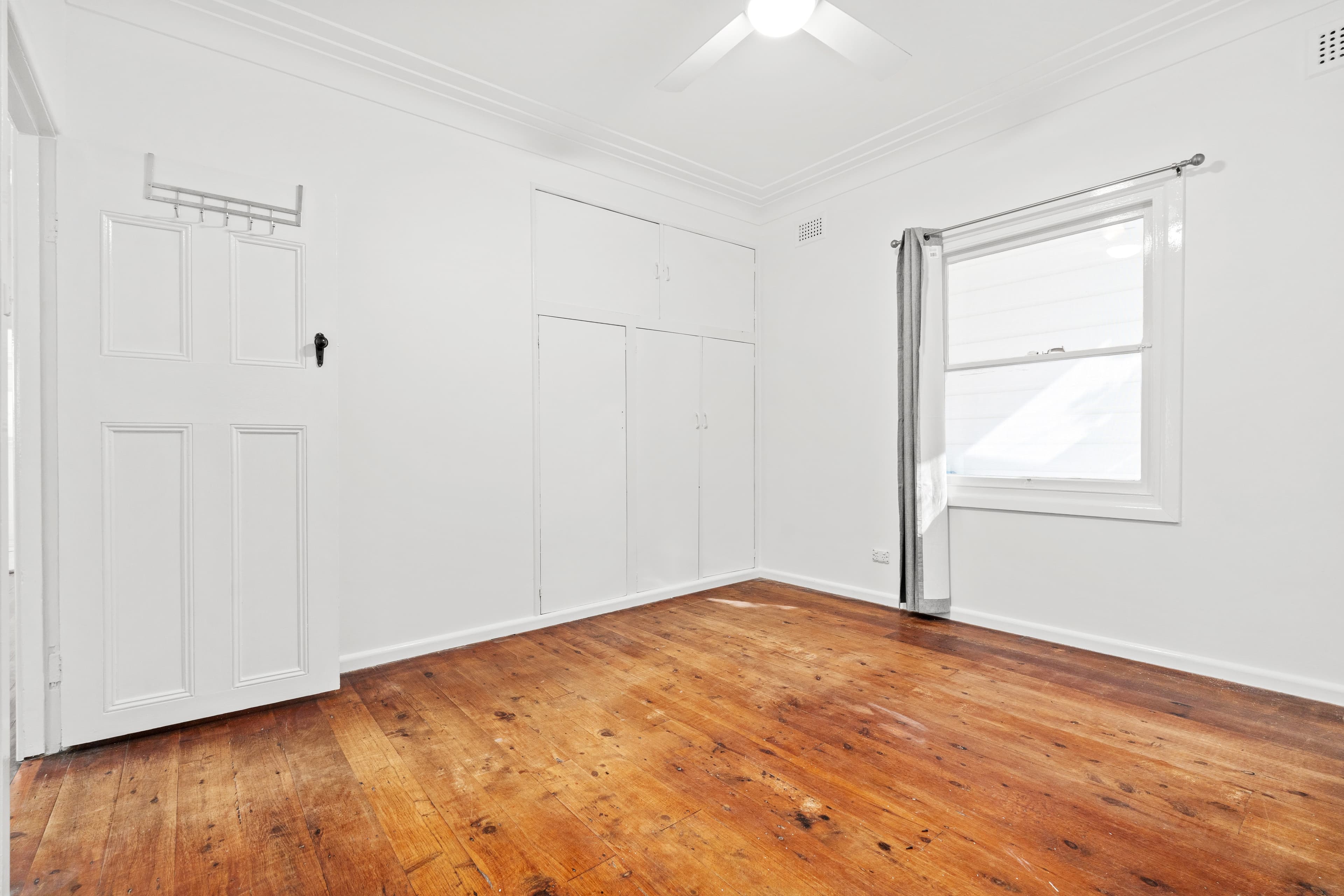 10 Ash Street, Terrigal, NSW, 2260, Terrigal - Thumbnail 2