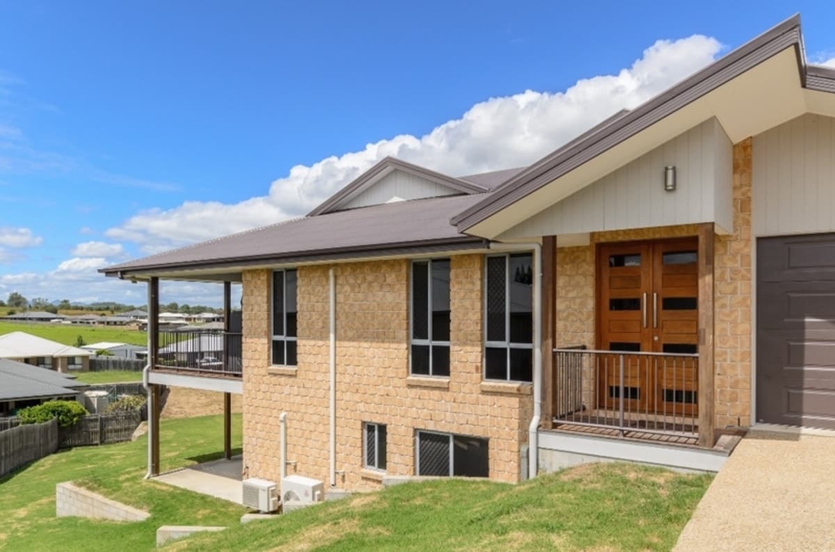 9 Ebony Close, CALLIOPE, QLD, Calliope - Thumbnail 2