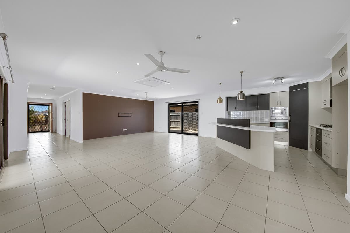 46 Central Avenue, Calliope, QLD, Calliope - Thumbnail 3