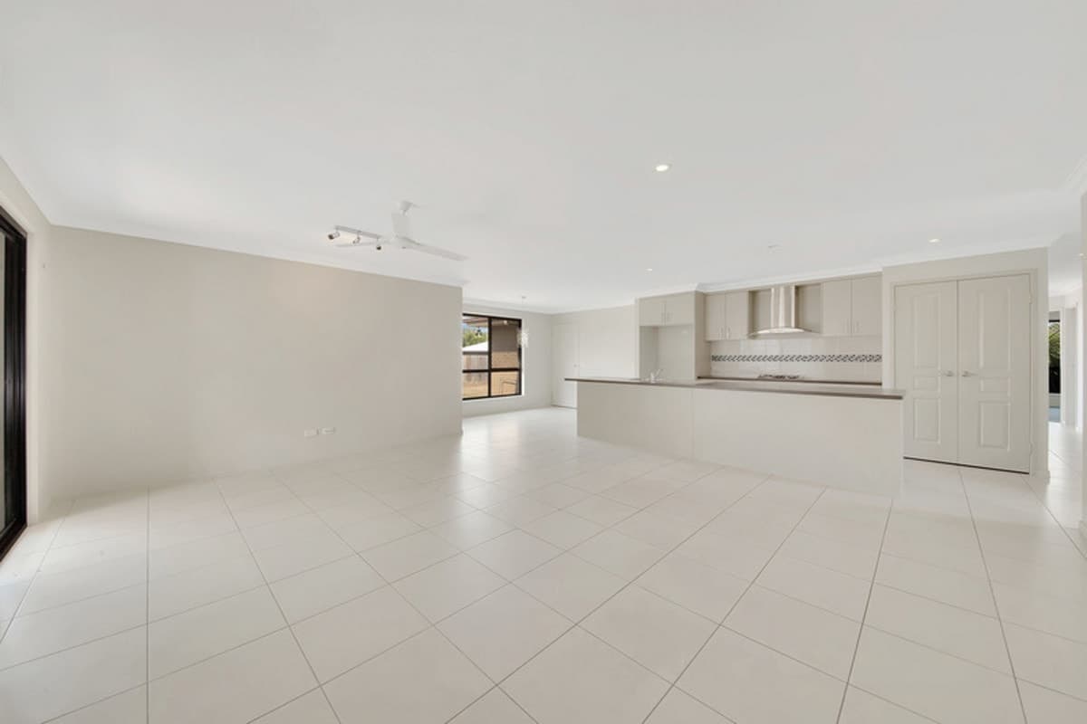 52 Monterey Way, CALLIOPE, QLD, Calliope - Thumbnail 2