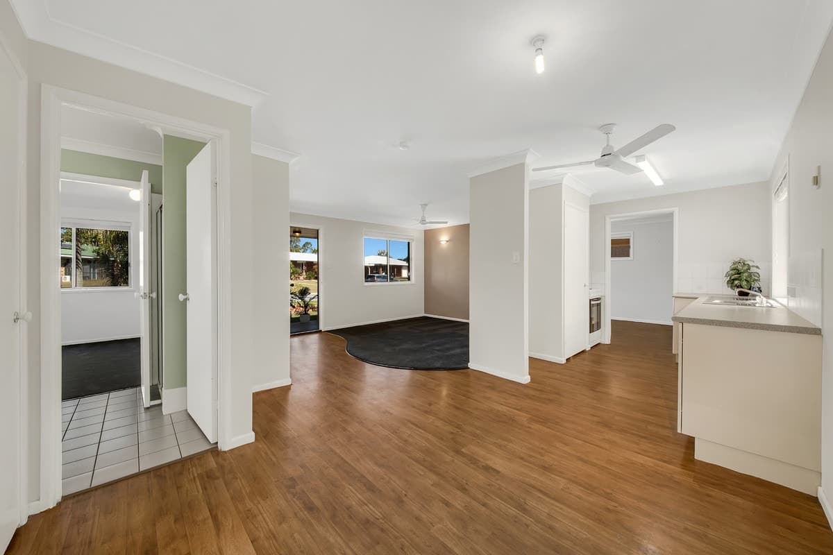 10 Yellowpatch Avenue, CLINTON, QLD, Clinton - Thumbnail 3