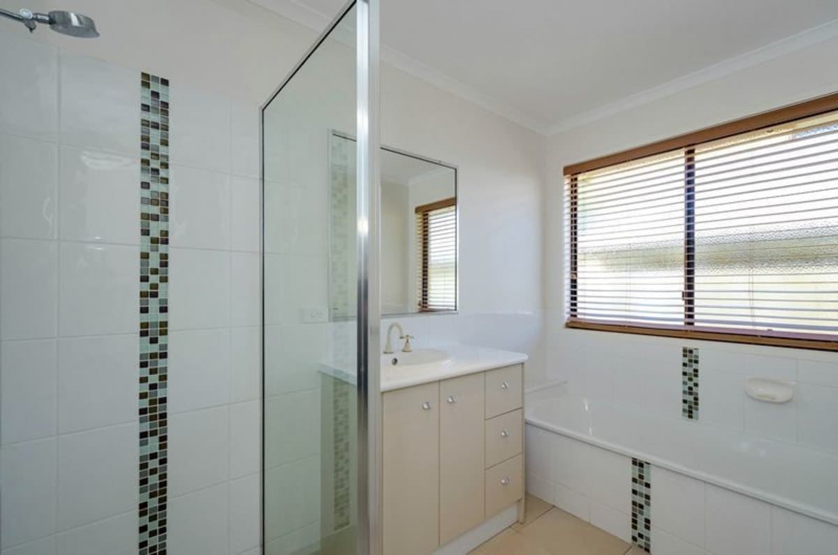 8 Ellis Street, CALLIOPE, QLD, Calliope - Thumbnail 3