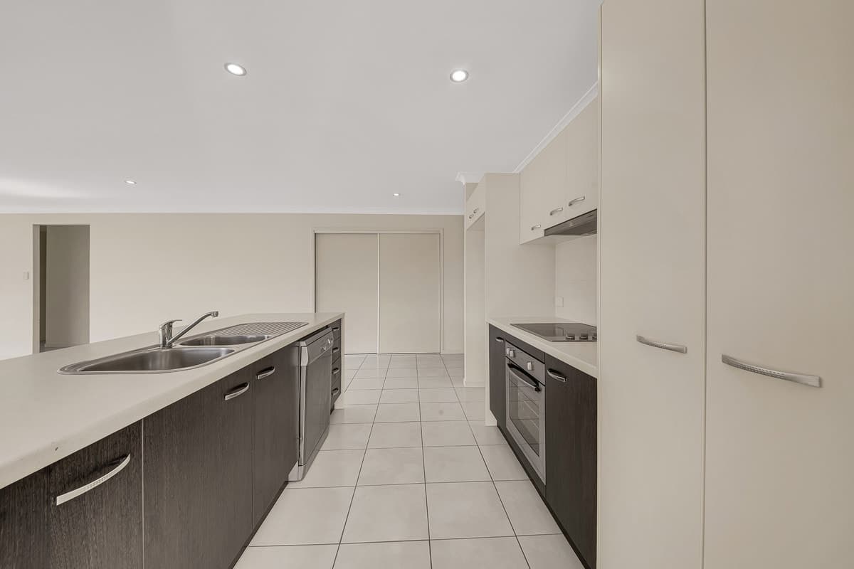 16 Fremont Street, Calliope, QLD, Calliope - Thumbnail 3