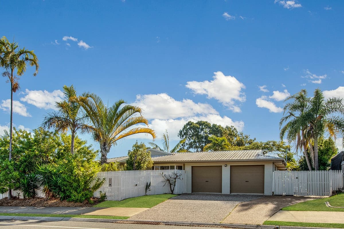 49 Cremorne Drive, TANNUM SANDS, QLD, Tannum Sands - Image 1