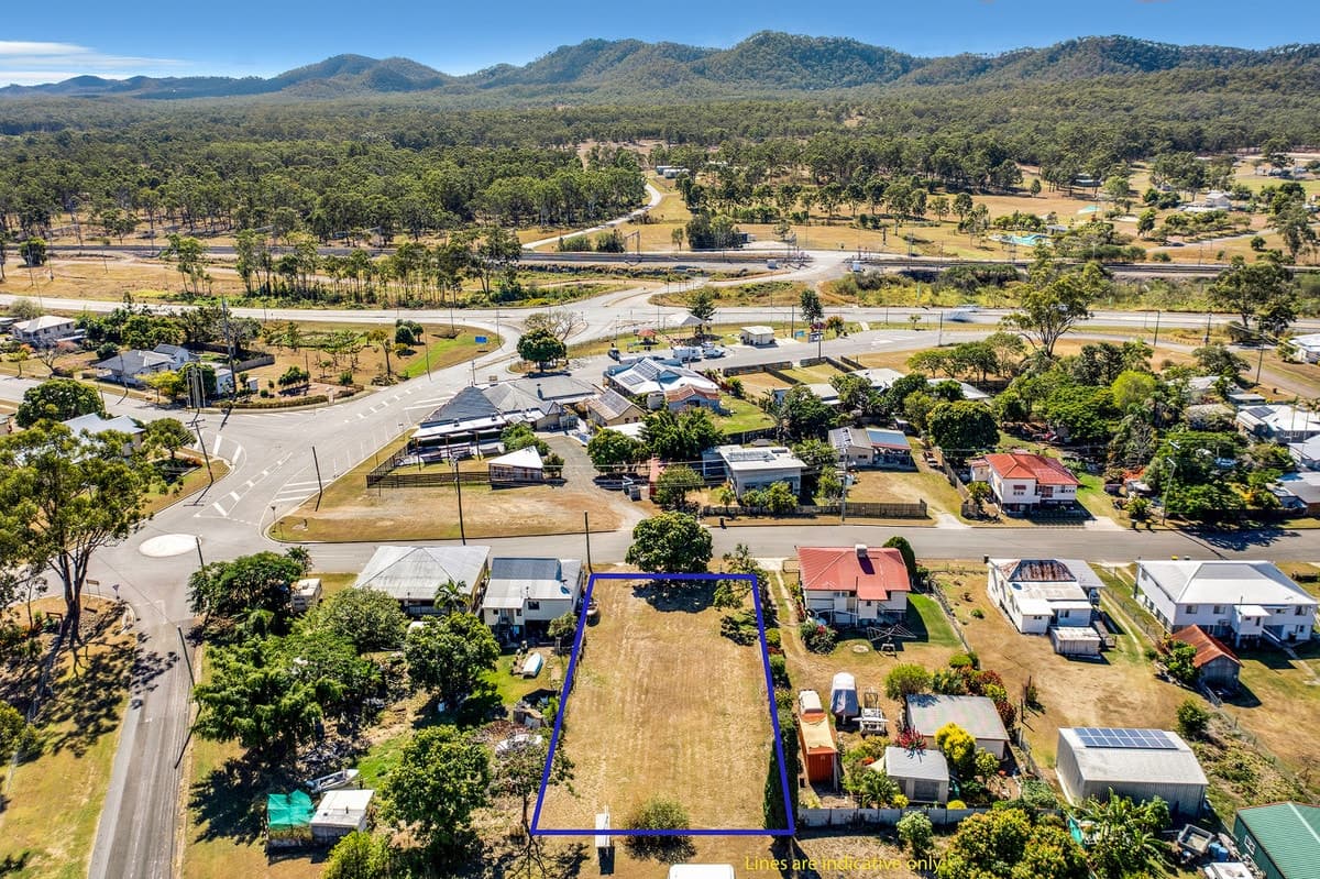 33 Gladstone Street, Mount Larcom, QLD, Mount Larcom - Thumbnail 3