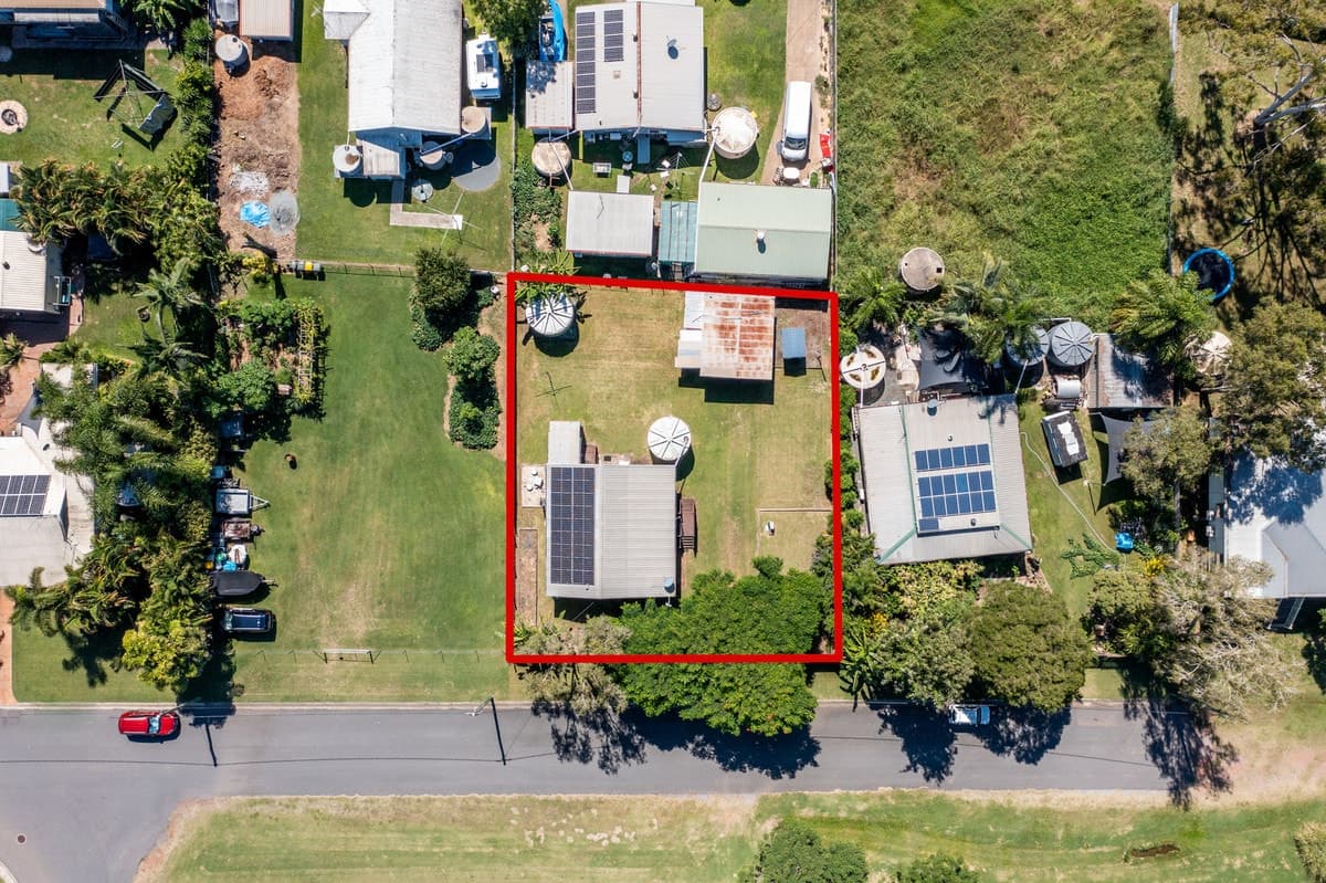 12 Butler Street, YARWUN, QLD, Yarwun - Thumbnail 2