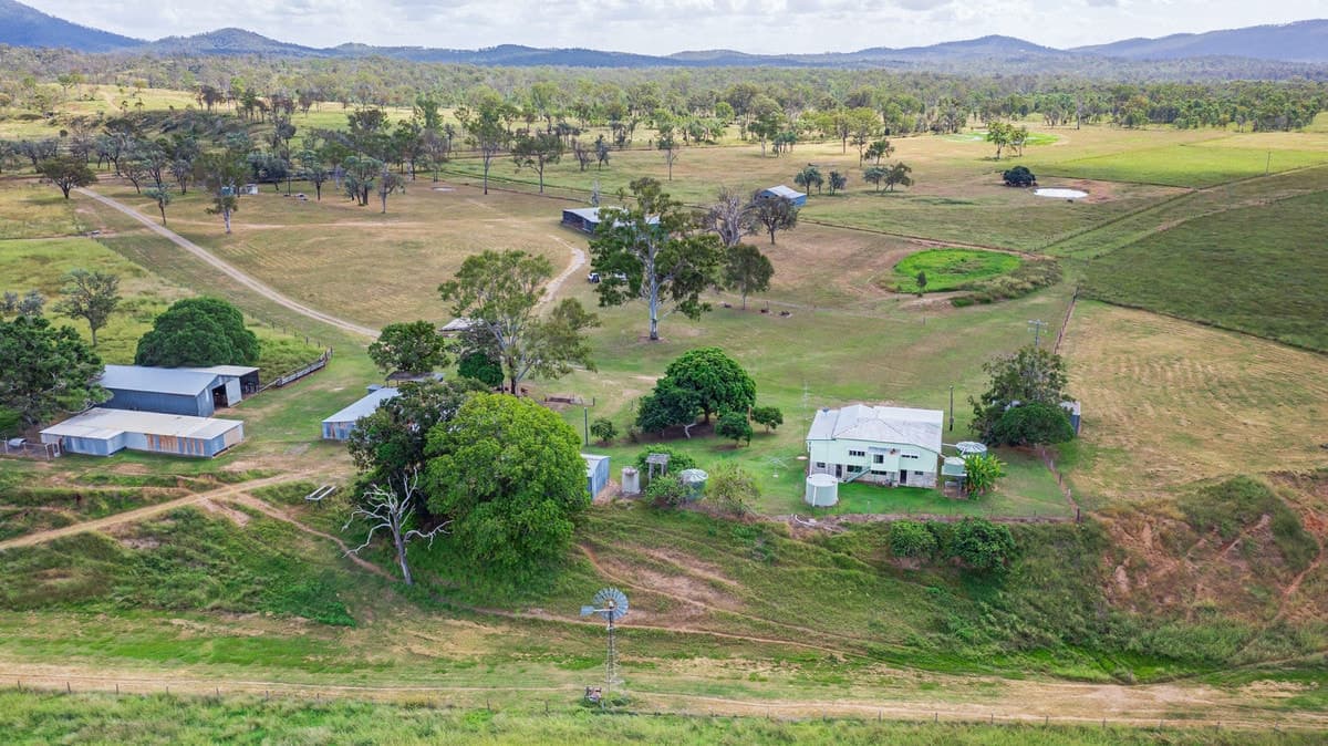 357 Marsh Road, WOODERSON, QLD, Wooderson - Thumbnail 2