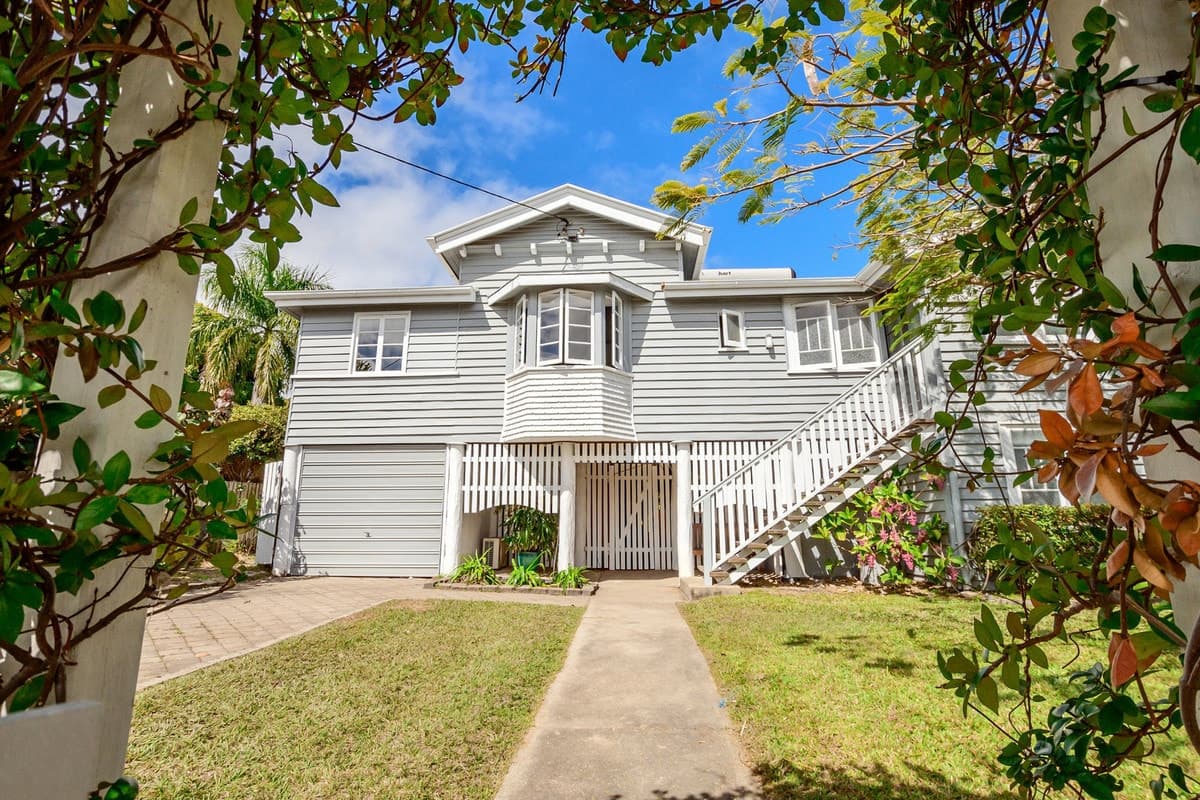 6 Ferris Street, GLADSTONE CENTRAL, QLD, Gladstone Central - Thumbnail 3