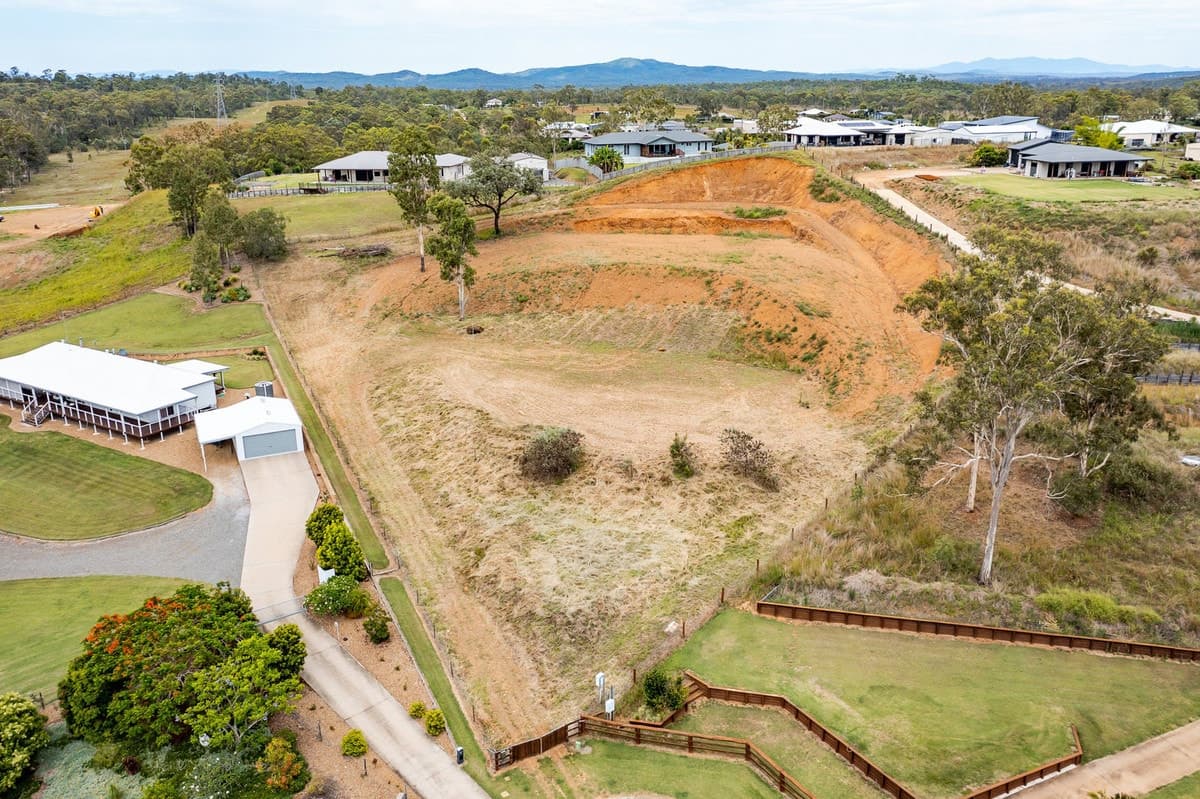 10 Greenhills Court, CALLIOPE, QLD, Calliope - Thumbnail 2