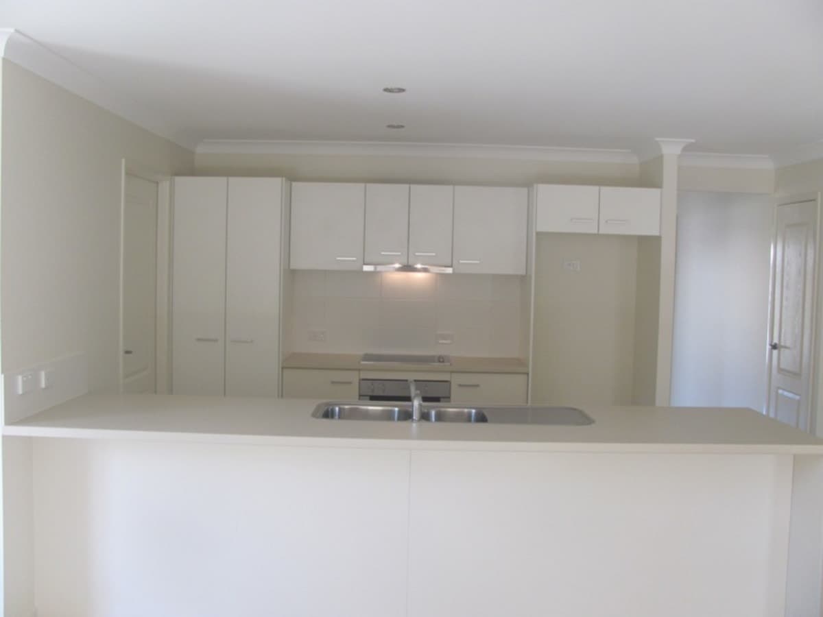 19 Tarrawonga Drive, CALLIOPE, QLD, Calliope - Thumbnail 3
