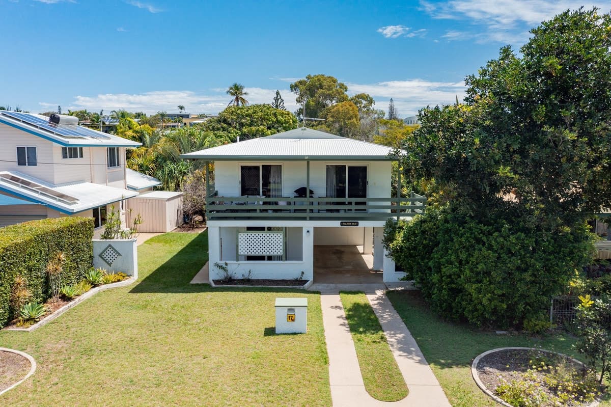17 The Oaks Road, TANNUM SANDS, QLD, Tannum Sands - Thumbnail 2