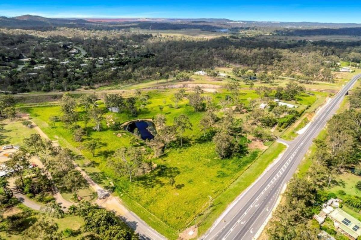 49182 Bruce Highway, WURDONG HEIGHTS, QLD, Wurdong Heights - Thumbnail 2