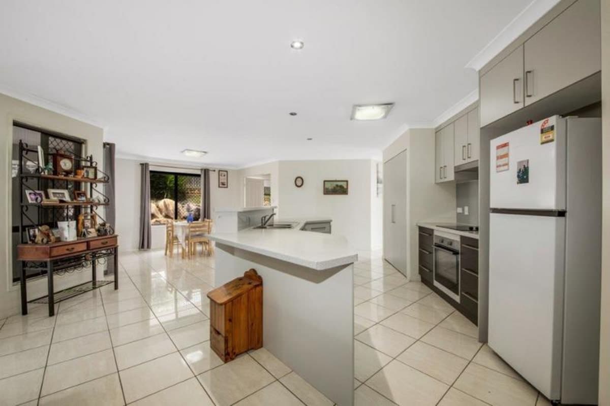 13 Hannah Street, CALLIOPE, QLD, Calliope - Thumbnail 3
