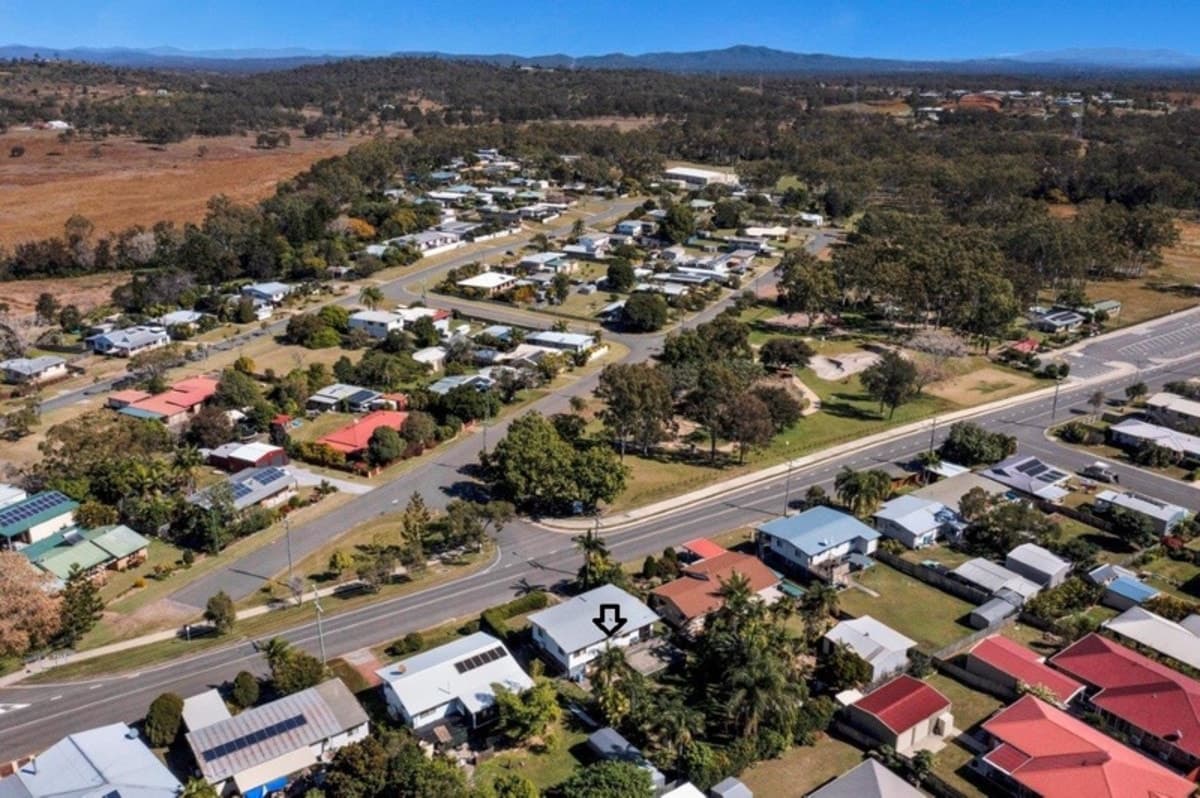 8 Archer Street, CALLIOPE, QLD, Calliope - Thumbnail 2