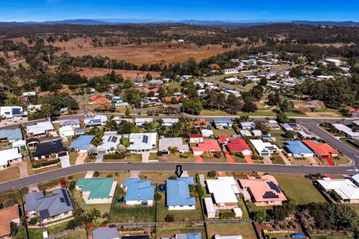 27 North Ridge Drive, CALLIOPE, QLD, Calliope - Thumbnail 3