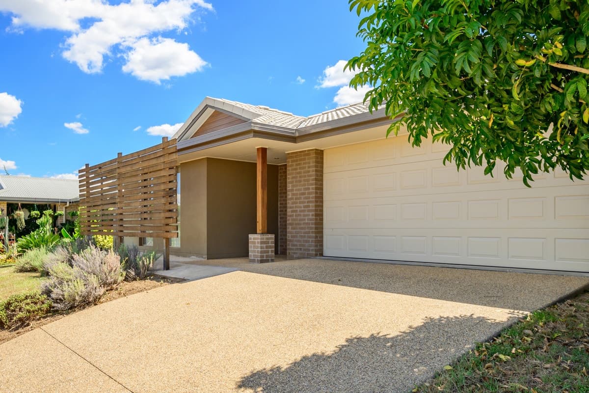 18 Fremont Street, CALLIOPE, QLD, Calliope - Thumbnail 3