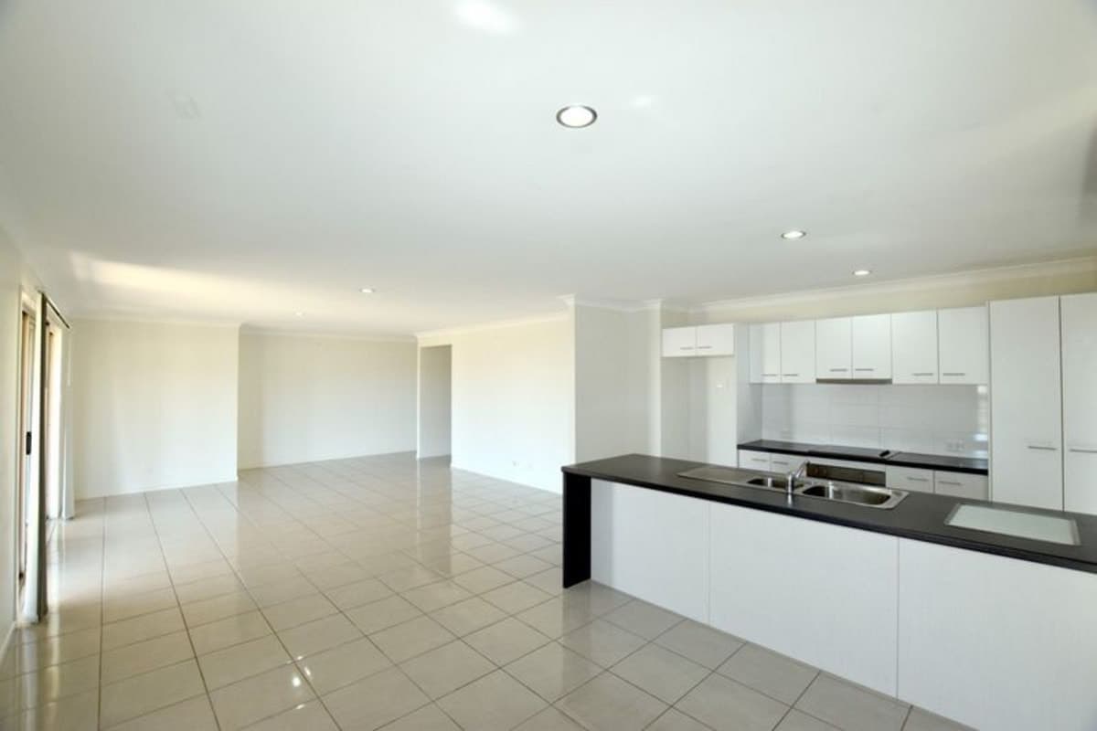 30 Hawkesbury Road, CALLIOPE, QLD, Calliope - Thumbnail 3
