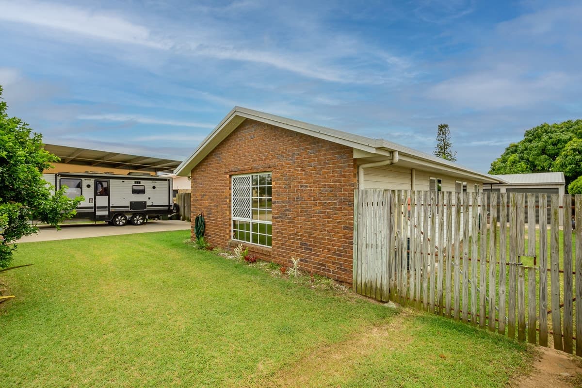 9 Sydney Street, CALLIOPE, QLD, Calliope - Thumbnail 3