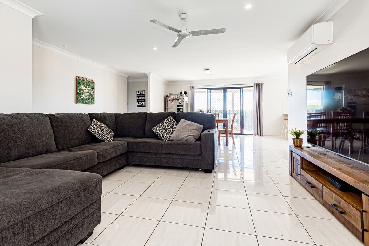 13 Central Avenue, CALLIOPE, QLD, Calliope - Thumbnail 3
