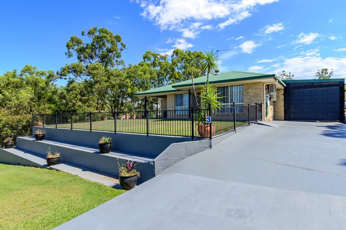 3 Gladstone Street, MOUNT LARCOM, QLD, Mount Larcom - Thumbnail 3