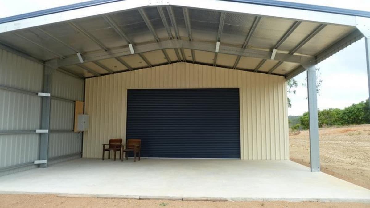 33 Balfour Street, MOUNT LARCOM, QLD, Mount Larcom - Thumbnail 2