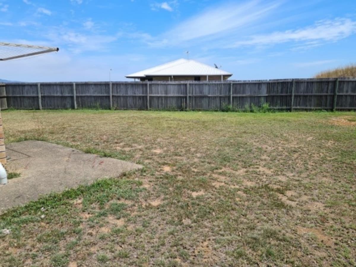 3 Lacey Close, CALLIOPE, QLD, Calliope - Thumbnail 3