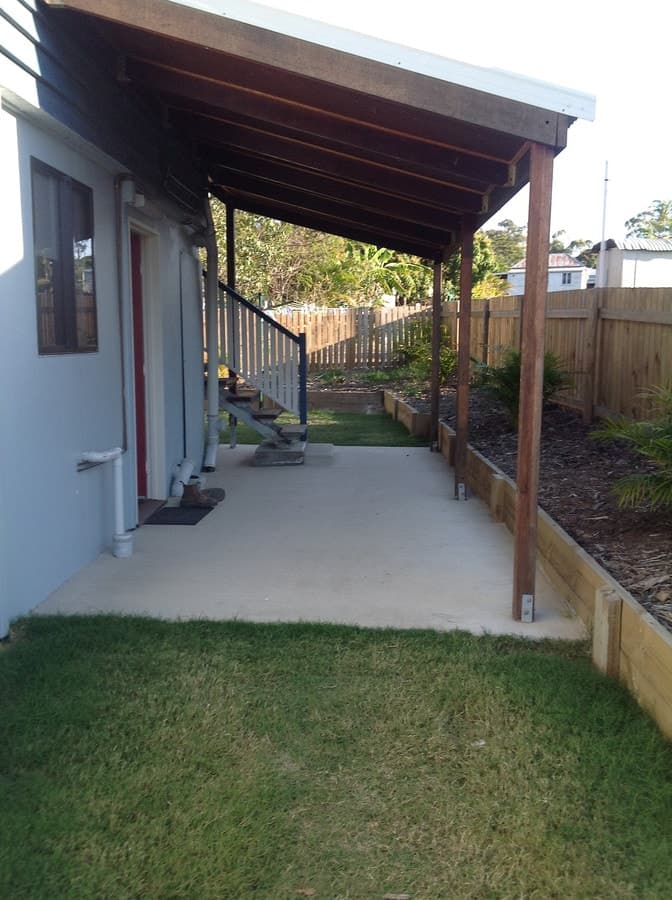 29 Raglan Street, MOUNT LARCOM, QLD, Mount Larcom - Thumbnail 2