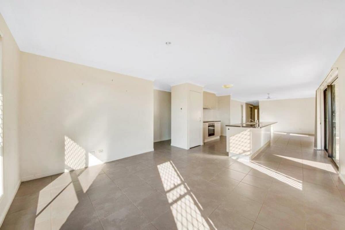 4 Dougal Crt, CALLIOPE, QLD, Calliope - Thumbnail 2