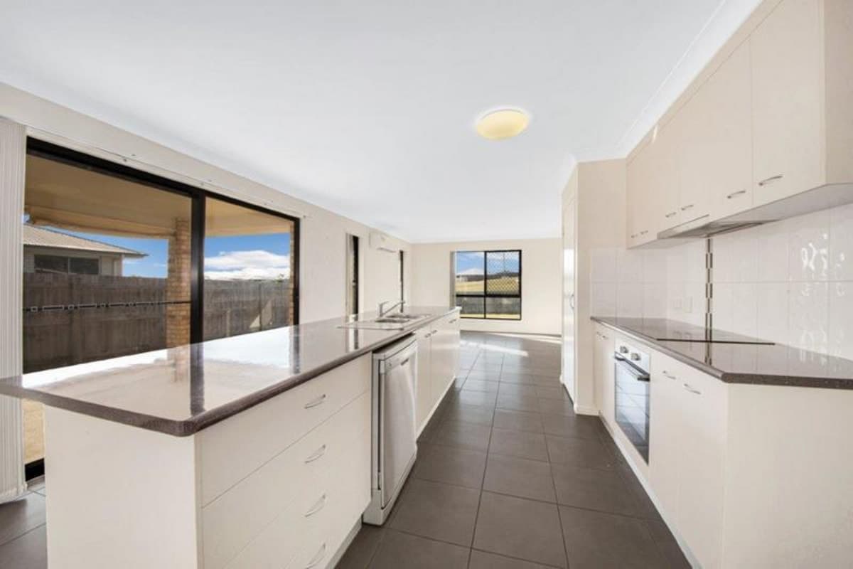 4 Dougal Crt, CALLIOPE, QLD, Calliope - Thumbnail 3