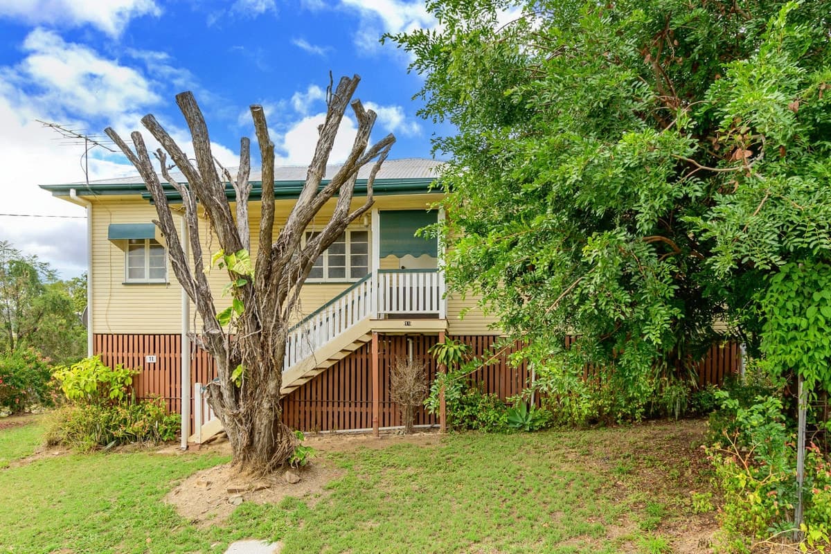 11 King George Street, MOUNT LARCOM, QLD, Mount Larcom - Image 1