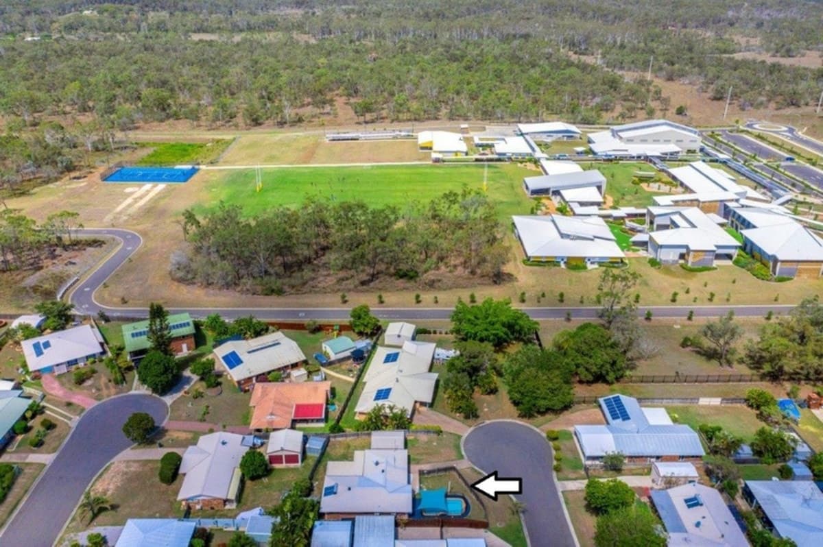 13 Sydney Street, CALLIOPE, QLD, Calliope - Thumbnail 3