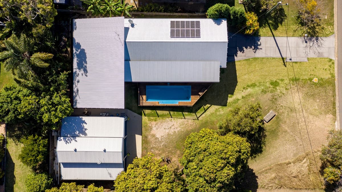 18 Neptune Street, TANNUM SANDS, QLD, Tannum Sands - Thumbnail 3