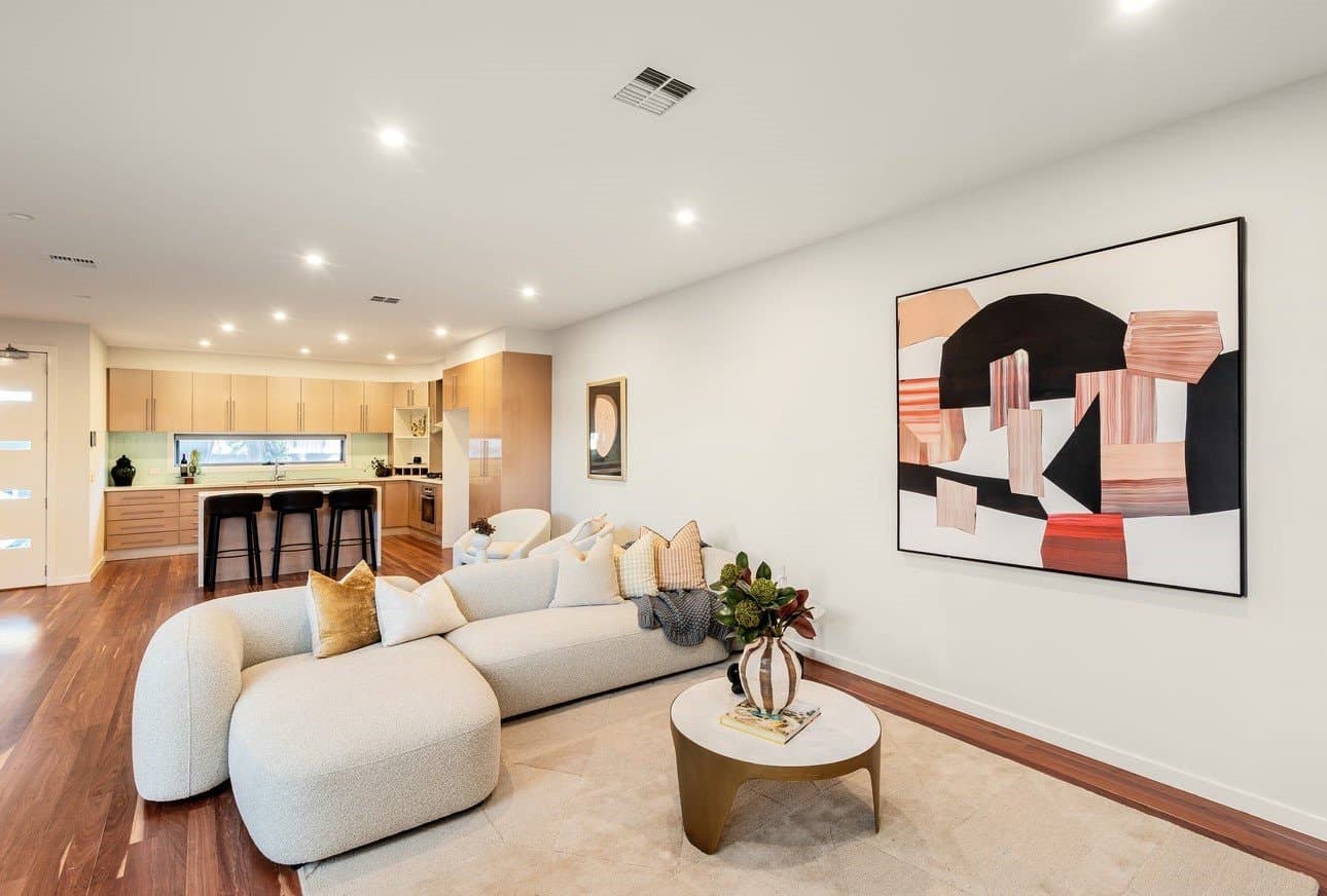 2/870 Hampton Street, Brighton, Brighton - Thumbnail 2
