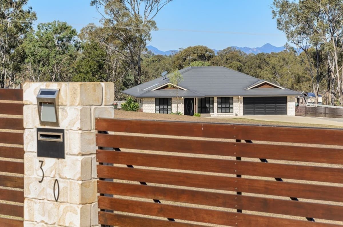 30 Barmundoo Bvd, CALLIOPE, QLD, Calliope - Thumbnail 2