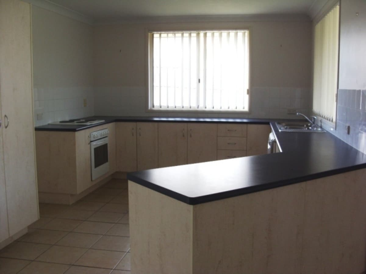 22 North Ridge Drive, CALLIOPE, QLD, Calliope - Thumbnail 3