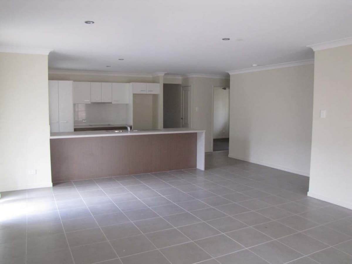 17 Tarrawonga Drive, CALLIOPE, QLD, Calliope - Thumbnail 2