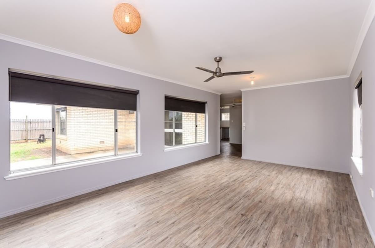 40 Kylee Crescent, CALLIOPE, QLD, Calliope - Thumbnail 3